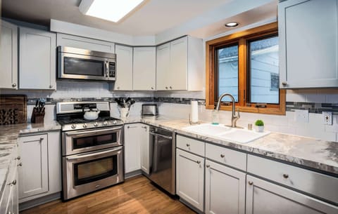 Fully equipped kitchen