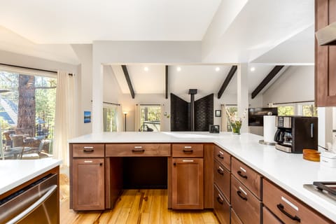 Kitchen - Main Level