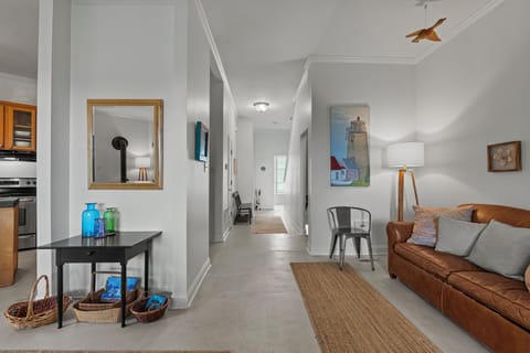 Living room area - Additional seating area in living room