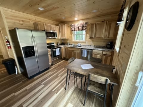 Northern Way Cabin