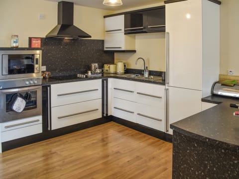 Kitchen | Swift Cottage, Horning