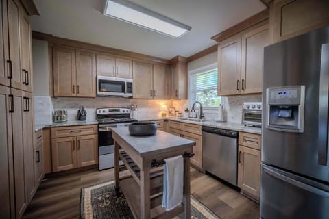 Kitchen | Dishwasher