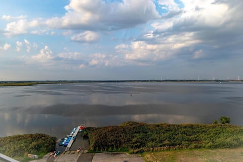 Immediate Surroundings [summer] (<1 km)