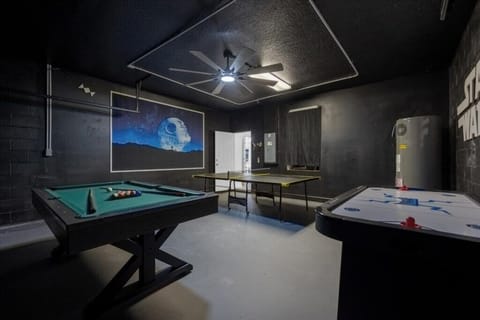 8060KingPalmCircle(1)