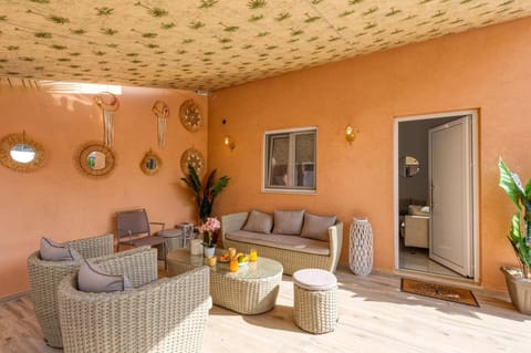 Villa Karteris image