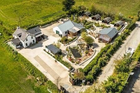The Hideaway - Estate overview: Shore house + 4 eco pods - sleeps up to 20 guests