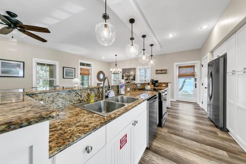 Kitchen has all you need