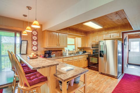 Kitchen | Cooking Basics | Dual Drip/Keurig Coffee Maker