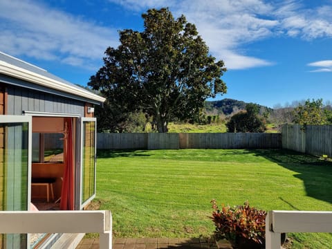View from Coromandel Central Hideaway to Sleepout and Back Yard