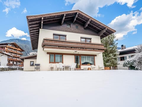 Holiday Home Exterior [winter]