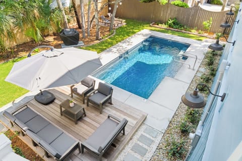 Welcome to Windward House!