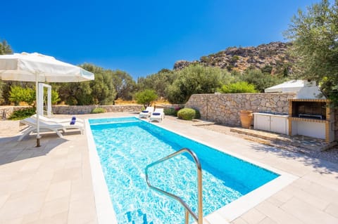 Private pool and terrace
