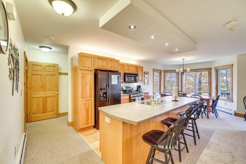 Kitchen | Drip Coffee Maker | Blender | Toaster