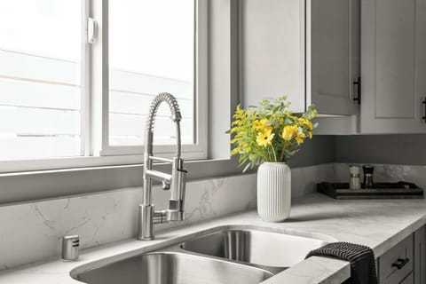 Easy meal prep and clean up in this well-equipped kitchen