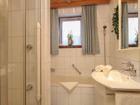 Apartment 1 - Holiday apartment Enn Apartment in Salzburgerland