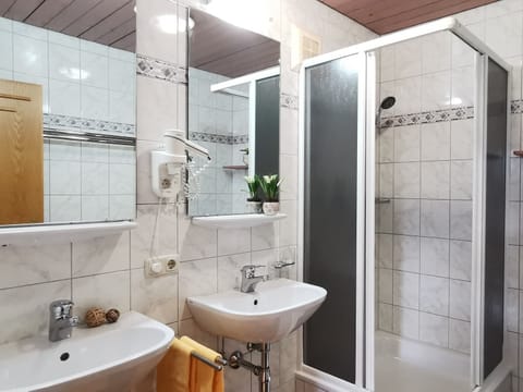 Apartment type B - Apartments Mary including Tauern SPA Kaprun Apartment in Piesendorf