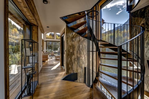 Aspect towards lounge area from kitchen, dining area