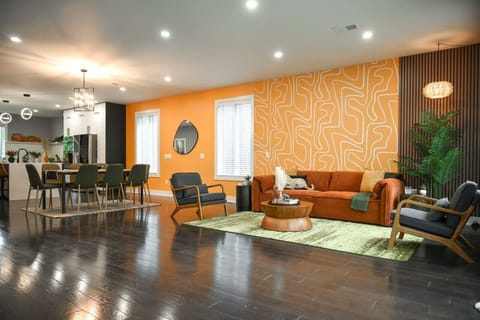 Hang out with your crew in this lively spot, steps from the action.