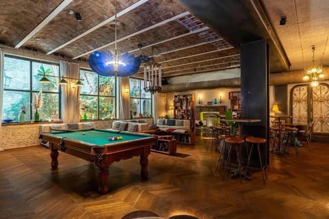 Common area to relax after sightseeing!