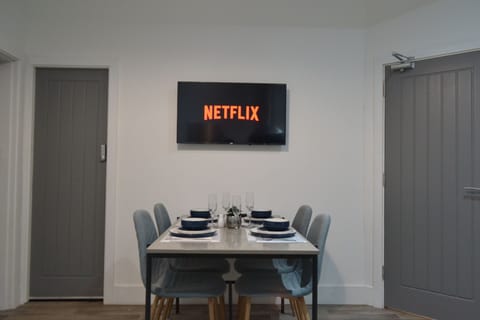 Communal Kitchen/Diner