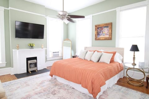King Bed