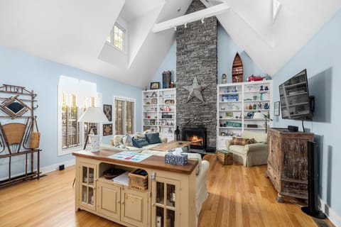 Cottage style open plan living area