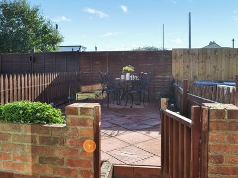 Patio | Memory Lane, Flamborough