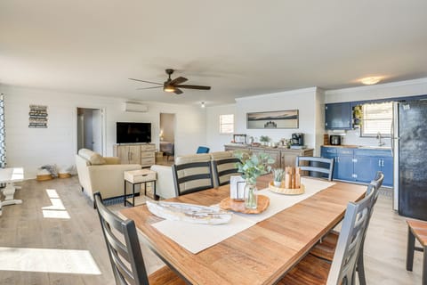 Dining Area | Main Level