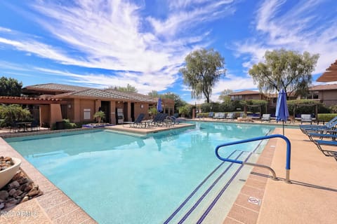 1 of 4 pools. 2 @ 2 different clubhouses