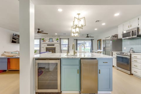 Kitchen | Cooking Basics | Drip Coffee Maker | Keurig