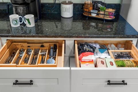 Coffee provided and other Kitchen utilities