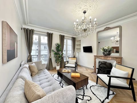 Perfect living room for families and friends, with tv and wifi.
