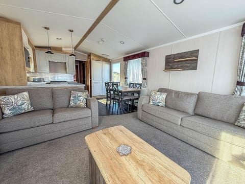 The perfect layout for creating shared memories, ensuring that the time spent together on your UK family holiday in Hunstanton is easy, connected, and full of holiday cheer.