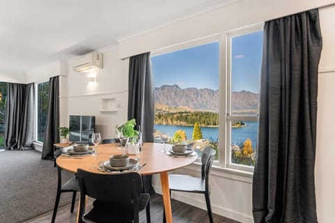 Beautiful views of The Remarkables right from your table