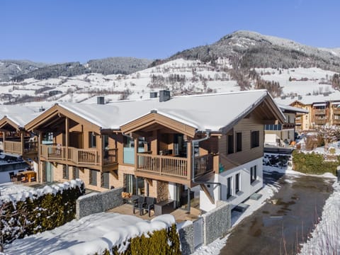 Holiday Home Exterior [winter]