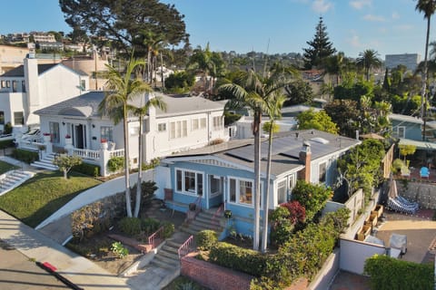 Welcome to Cliff View!