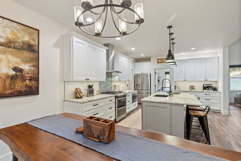 Open Style Kitchen/Dining Space