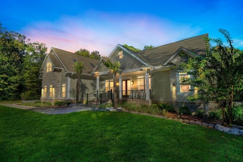 Grass, Lamp, Lawn, Architecture, Building