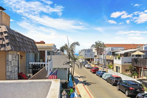 Lounge the day away with partial ocean views on the rooftop deck!