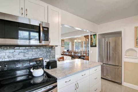 Kitchen has everything you will need to make that romantic dinner or dinner for the whole family