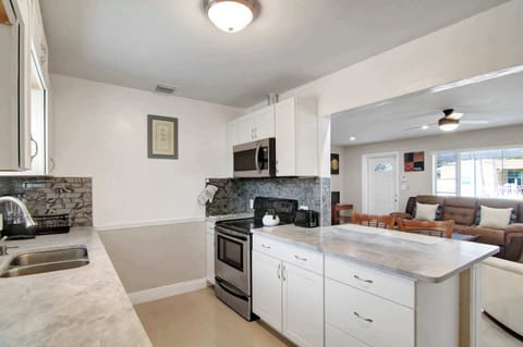 Kitchen has everything you will need to make that romantic dinner or dinner for the whole family