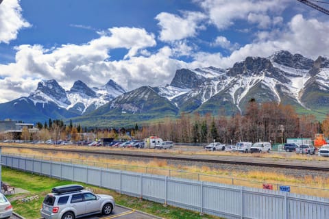 The Mountain View managed Exclusively by Rockies Rentals