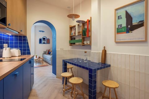 Kitchen - Dining Table