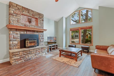 Welcome to Bluebird Song by PORTER—a beautifully designed, two-story retreat just 4 miles from downtown Flagstaff.