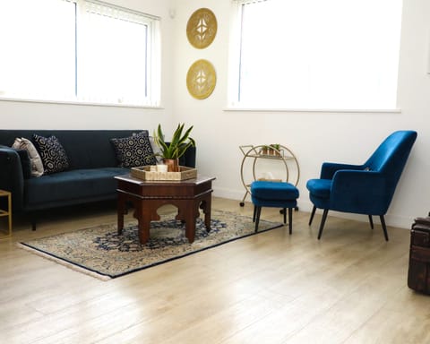 Living Room / Lounge
