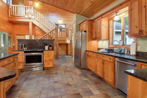 Large kitchen!  Easy to cook!