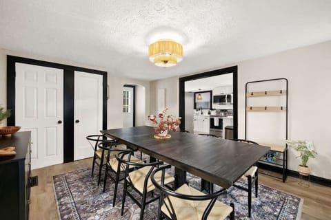 A sophisticated space, perfect for hosting dinner parties and creating lasting memories.  ✨