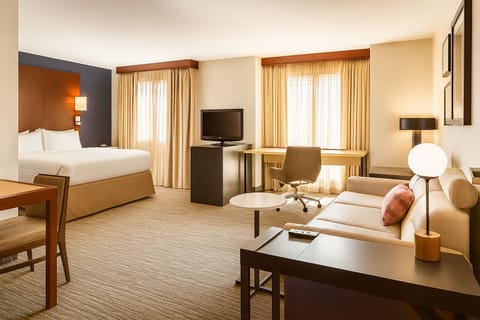 Unit with King size bed