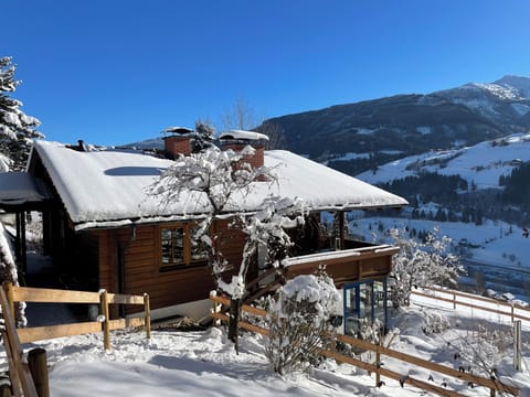 Holiday Home Exterior [winter]