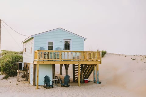 NH337A: Coastal Dunes 1 | Front Exterior